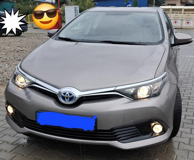 Toyota Auris Hybryda Marki - zdjęcie 1
