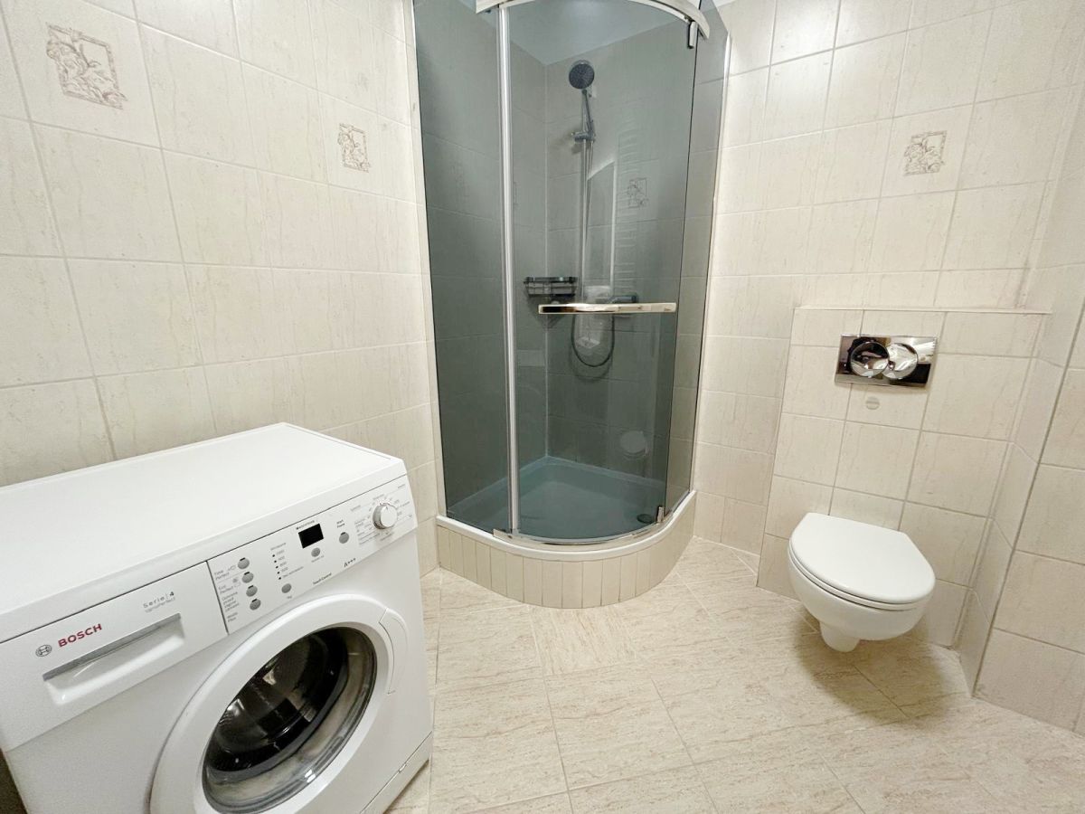 Przestronne 2 pokojowe mieszkanie w centrum miasta Swarzędz - zdjęcie 12