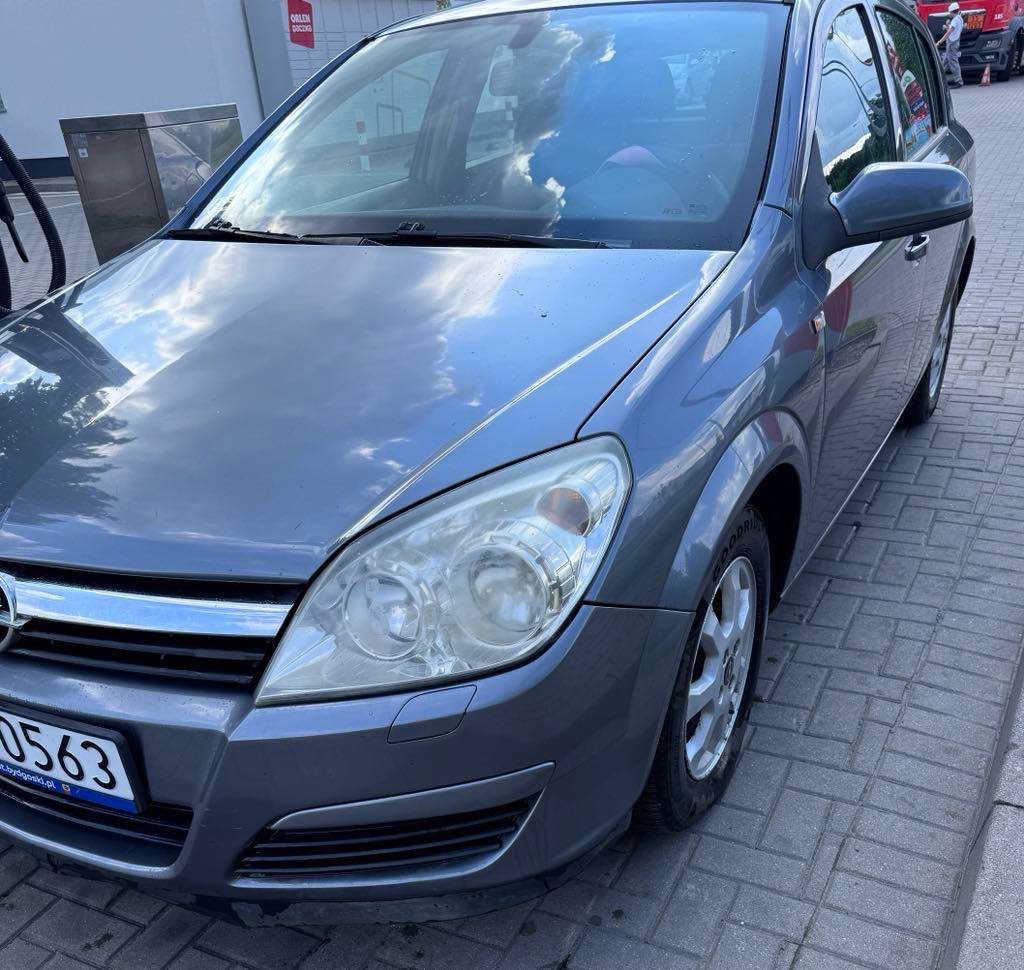 Opel astra h Grunwald - zdjęcie 1