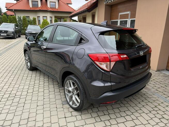 Honda HR-V 1,5 i-VTEC 130KM  Klimatronik  1Właściciel Orzech - zdjęcie 9