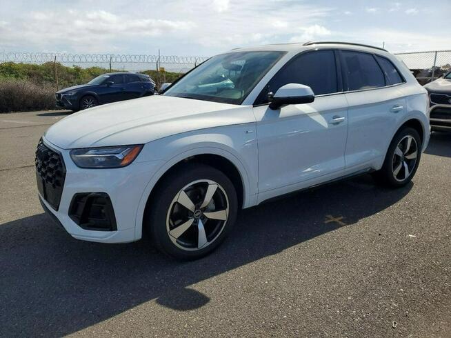 Audi Q5 / Quattro / S-Line / niski przebieg / Tarnów - zdjęcie 2