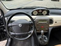 Lancia Ypsilon 1,4 95KM  Klimatronik Orzech - zdjęcie 11