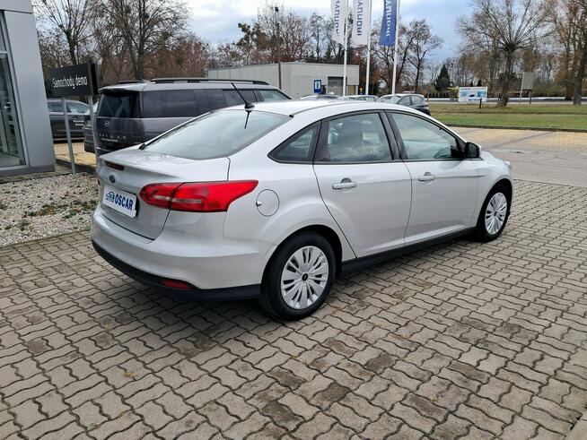 Ford Focus 1.6 105 KM - salon Polska Ostrołęka - zdjęcie 4