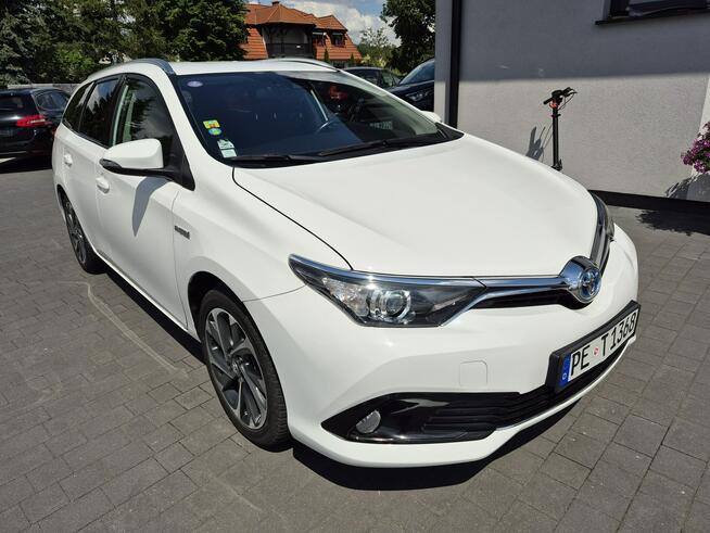 Toyota Auris 1.8 hybrid  climatronic kamera grzane fotele Drelów - zdjęcie 3