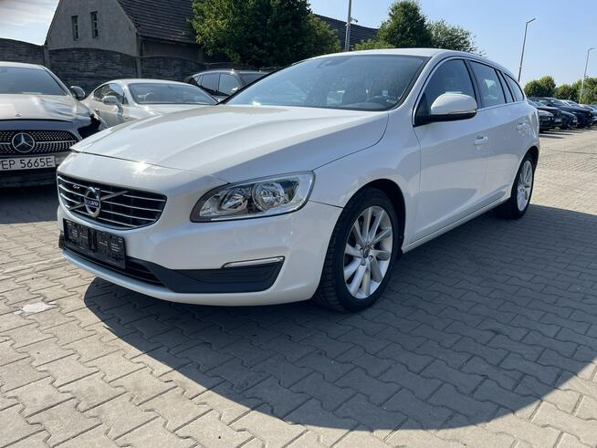 Volvo V60 Momentum D2 Skóra Klimatronik Ks. serwisowa Gliwice - zdjęcie 2