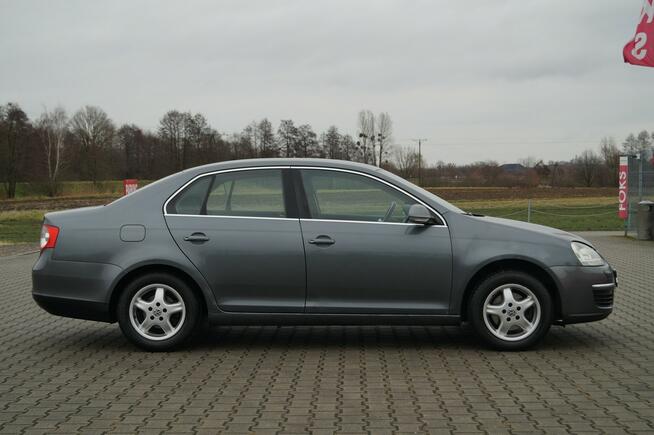 Volkswagen Jetta 1,9 TDI 105 KM 11 LAT JEDEN WŁAŚCICIEL Goczałkowice-Zdrój - zdjęcie 7