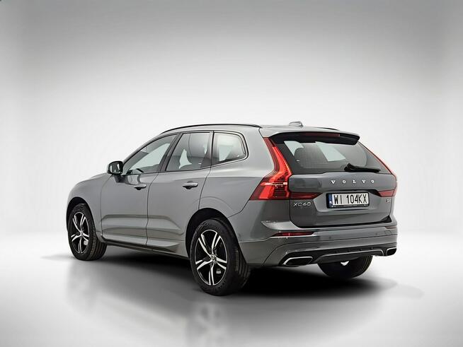 Volvo XC 60 B4 B R-Design aut ! Z Polskiego Salonu ! Faktura Vat ! Warszawa - zdjęcie 3