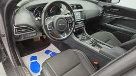 Jaguar XE 2.0 T R-Sport aut ! Z Polskiego Salonu ! Faktura VAT ! Warszawa - zdjęcie 9