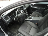 sprzedam ładne VOLVO V60 1.6 B 150KM STAN WZOROWY POLECAM Lublin - zdjęcie 9