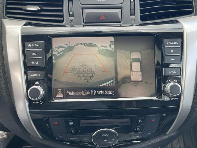 Nissan Navara 4x4 Automat HAK Skóra Podgrzewanie Kamery360 Gliwice - zdjęcie 9