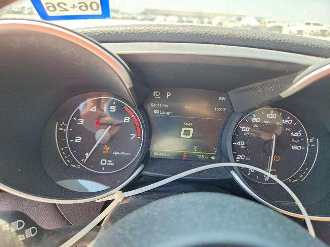 Alfa Romeo Giulia Wersja Ti / AWD / niski przebieg Warszawa - zdjęcie 9