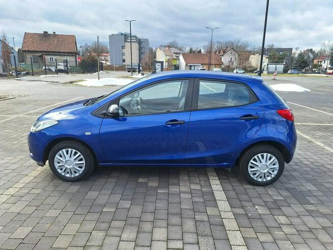 Mazda 2 rok 2009, 1.3 benzyza  bardzo zadbana Nowy Sącz - zdjęcie 4