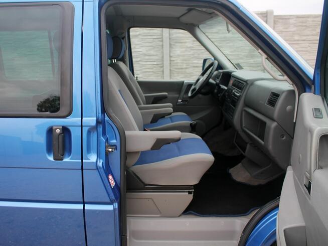 VW T4 Multivan 2.5 TDI 151 KM Klimatronik STOLIK Lodówka ŁÓŻKO 7 Osób Zielenin - zdjęcie 7