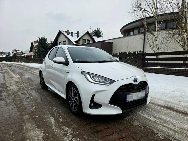 Toyota Yaris Hybrid 1.5 Benz. 116KM 2021r LED, Kamera, Tempomat Tychy - zdjęcie 2