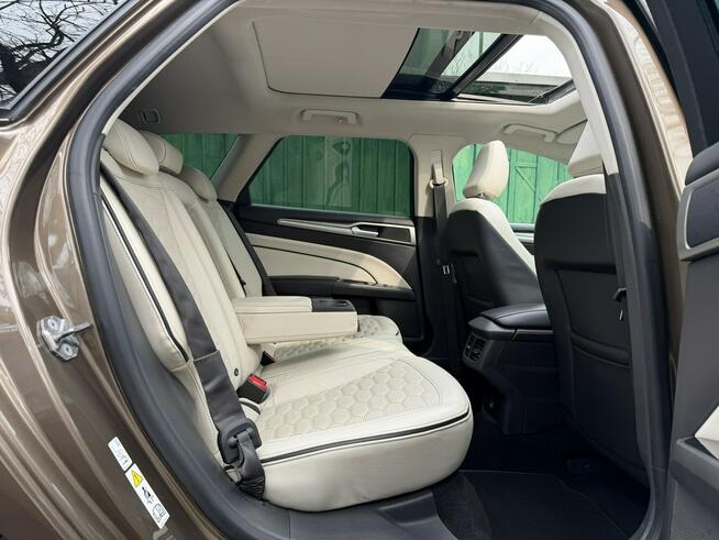 Ford Mondeo SW Vignale * AWD 4x4 * Oryginalny lakier Jaworzno - zdjęcie 9