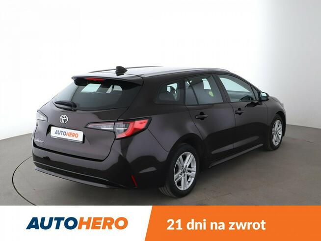 Toyota Corolla navi, klima auto, kamera cofania, grzane fotele Warszawa - zdjęcie 7