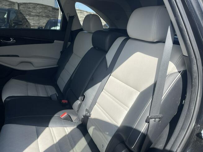 Kia Sorento Platinum 4x4 HAK Kamera Skóra Pamięć Wentylacja Infinity Gliwice - zdjęcie 12