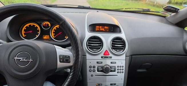 Opel Corsa 1.2 benzyna, klimatyzacja Słupsk - zdjęcie 11