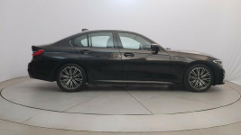 BMW 320 i M Sport! Z Polskiego Salonu! Faktura VAT! Warszawa - zdjęcie 2