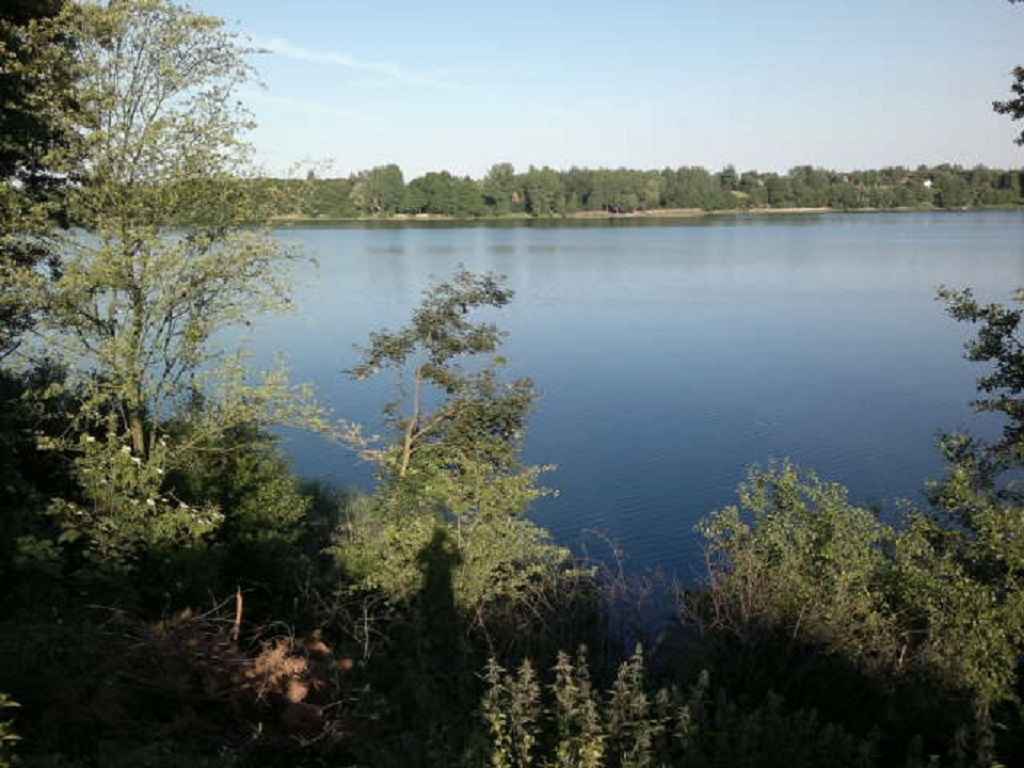 SEZON--2025--Samodzielny dom z ogrodzoną działką nad jez. Głuszyńskim Wincentowo - zdjęcie 6