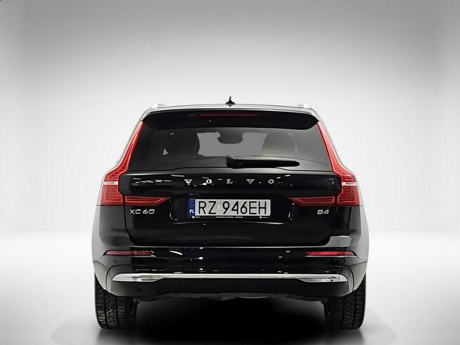 Volvo XC 60 B4 D Plus Bright ! Z Polskiego Salonu ! Faktura Vat ! Warszawa - zdjęcie 4