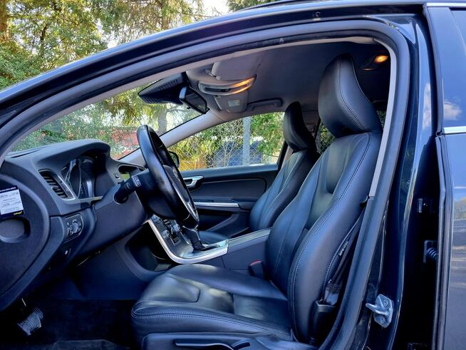 Volvo V60 LED Xenon Serwis Navi Parktronic Climatronic BLIS Gwarancja! Szczecin - zdjęcie 11