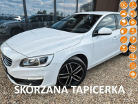 V60 2.0 MOMENTUM 150KM NAVI skóra FULL LED  bezwypadek SERWIS 2018