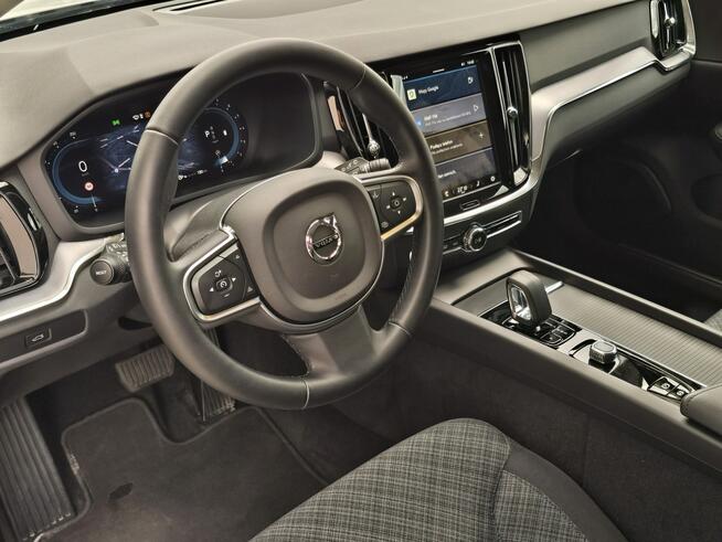 Volvo V60 B4(B) Core *Gwarancja*FV23%*ACC*BLIS*360* Tychy - zdjęcie 8
