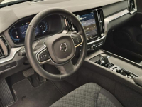 Volvo V60 B4(B) Core *Gwarancja*FV23%*ACC*BLIS*360* Tychy - zdjęcie 8