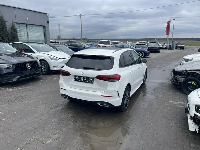 Mercedes B 220 AMG line Automat 4Matic Skóra Kamery360 Pamięć 190KM Gliwice - zdjęcie 3