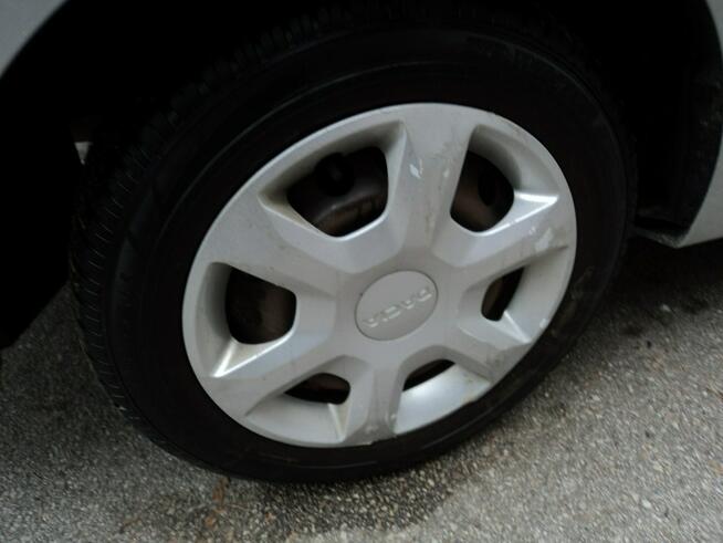 sprzedam ładnego LOGANA z 2015r 1,2 B+GAZ nowy z 23r Lublin - zdjęcie 10