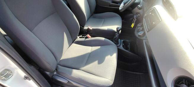 Toyota Yaris Krajowy, drugi właściciel. Goczałkowice-Zdrój - zdjęcie 12