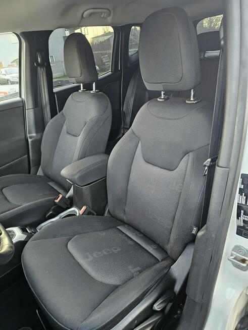 RENEGADE * 1.4 Turbo Benzyna * AUTOMAT  * Tempomat * Piękny Myszków - zdjęcie 9