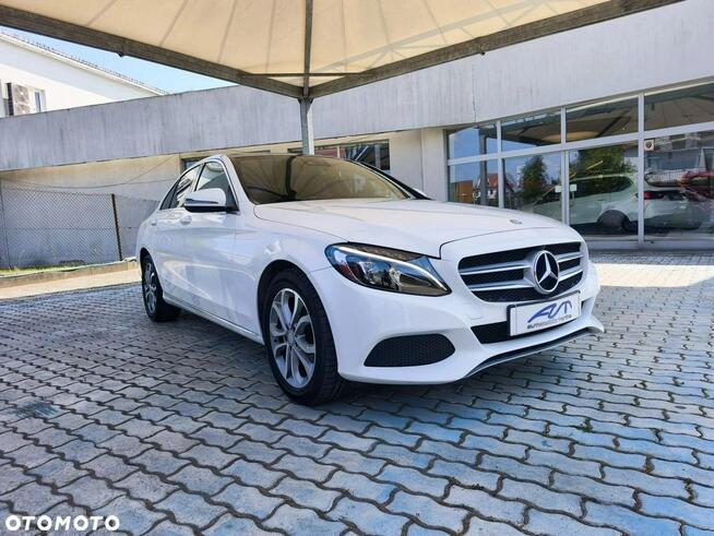 Mercedes-Benz Klasa C 300 7G-TRONIC Avantgarde Kraków - zdjęcie 4