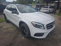 Mercedes GLA 250 4Matic / pakiet AMG / niski przebieg Wrocław - zdjęcie 2