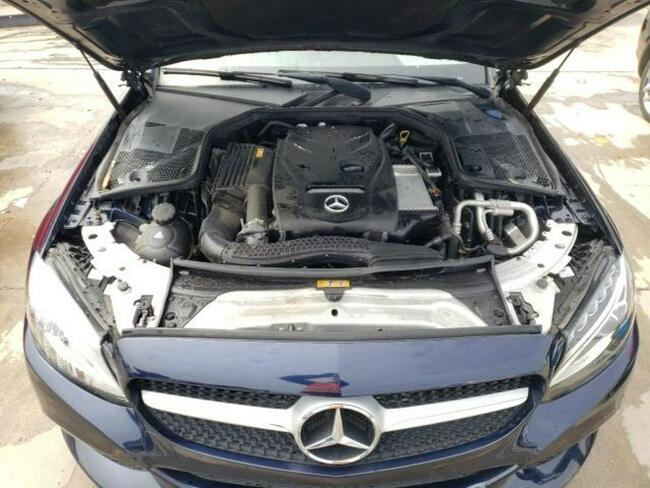 Mercedes C 300 2017, 2.0L, po gradobiciu Warszawa - zdjęcie 9