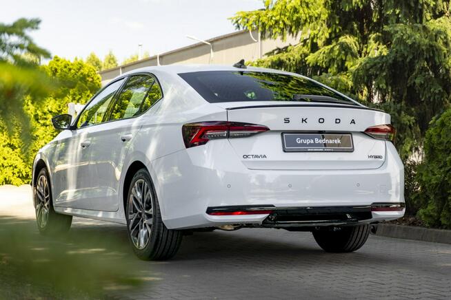 Škoda Octavia Sportline 2.0 TDI 150 KM DSG Łódź - zdjęcie 12