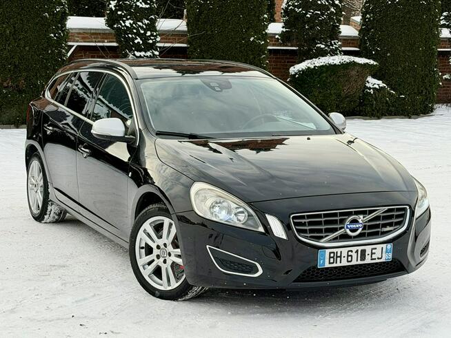 Volvo V60 R-Design 2.0d D4 163KM 5 cylindrowy ! Manual ! Super Stan ! Zwoleń - zdjęcie 4
