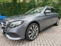 Mercedes E 220 Warszawa - zdjęcie 8