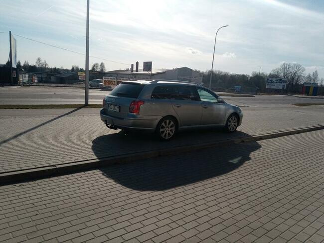 Toyota Avensis Kombi Białystok - zdjęcie 1