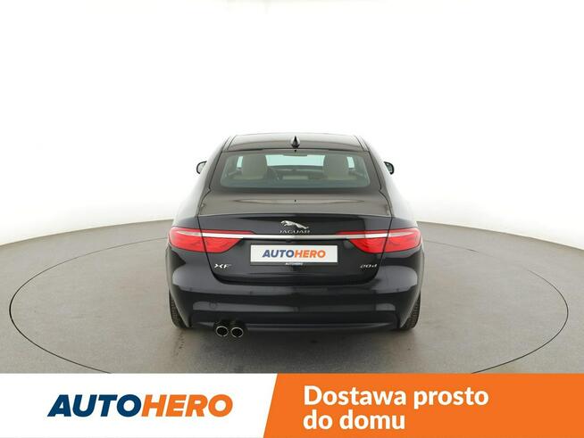 Jaguar XF automat jasne skóry bi-xenon navi grzane fotele szyberdach Warszawa - zdjęcie 6