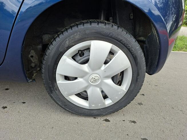Toyota Yaris 1,0 klima Łódź - zdjęcie 7