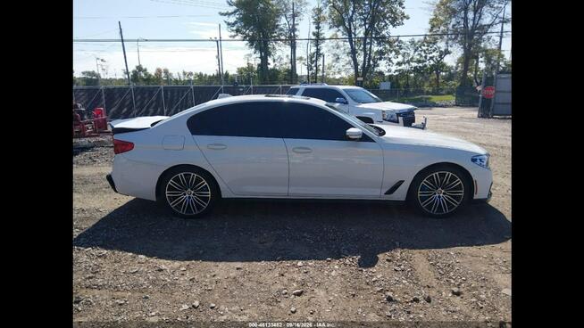 BMW 530 xDrive / M-Pakiet / niski przebieg Chwaszczyno - zdjęcie 5