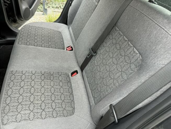 Opel Corsa 1.4 Poznań - zdjęcie 10