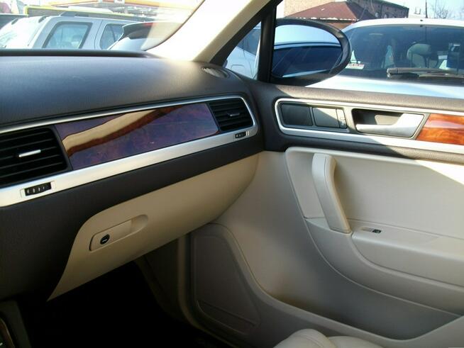 Volkswagen Touareg Katowice - zdjęcie 9