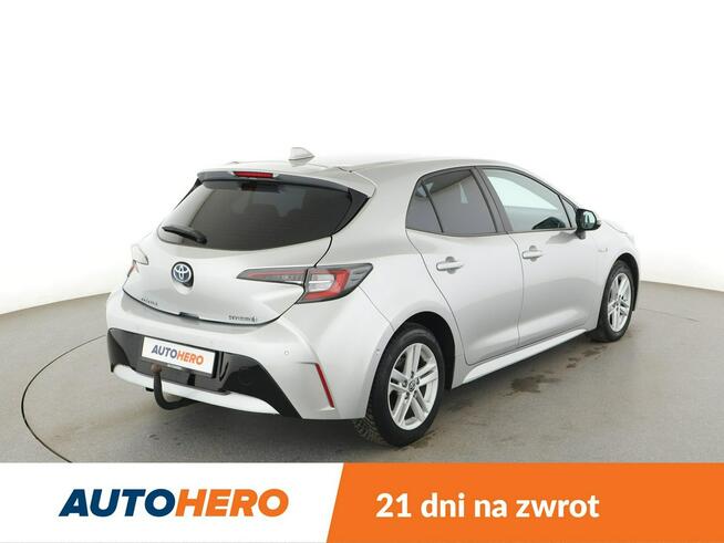 Toyota Corolla hybryda navi PDC-kamera klima-auto ACC hak Warszawa - zdjęcie 7