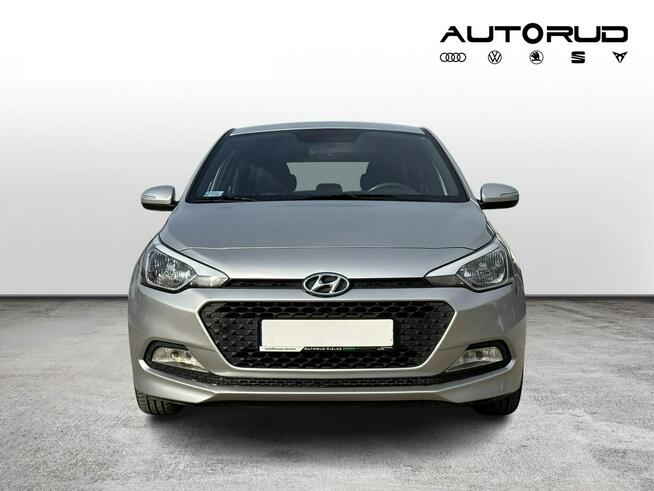 Hyundai i20 Comfort 1.2 84KM 2017 Salon Polska Kielce - zdjęcie 8