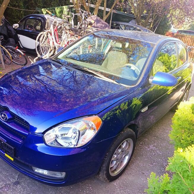 Hyunday accent 1,4 2005 Obrzębin - zdjęcie 1