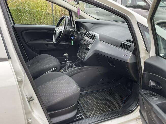 Fiat Punto 2009r. 1.4 Benzyna 78KM Tanio-Zapraszamy Warszawa - zdjęcie 4