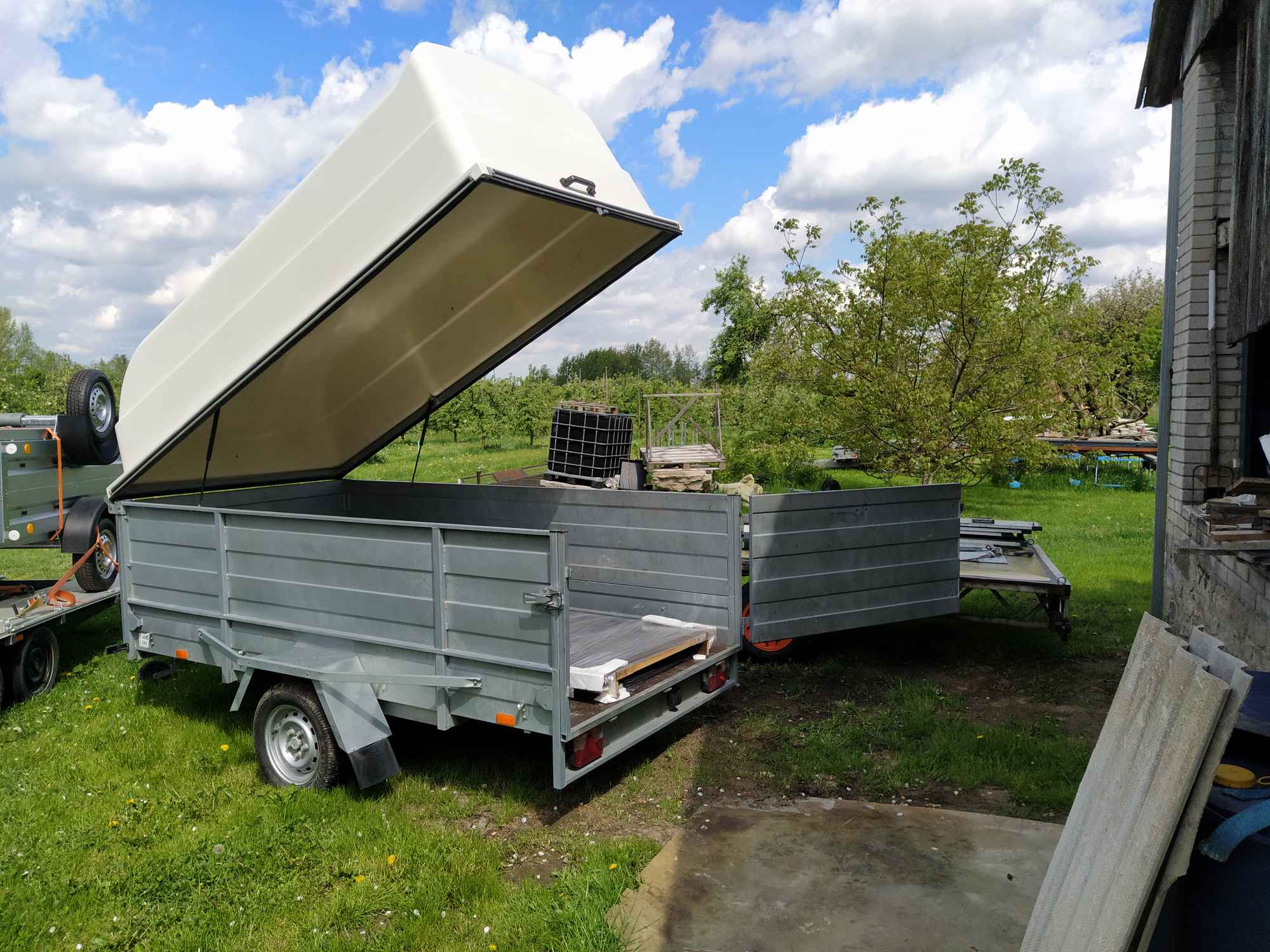 Przyczepa box kontener izoterma zamknięta szczelna zamykana ocynk 750 Osiek - zdjęcie 3